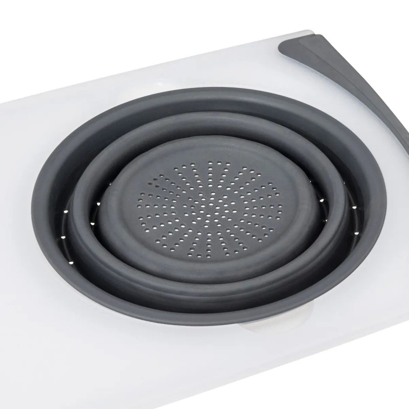 Planche a decouper avec passoire pliante