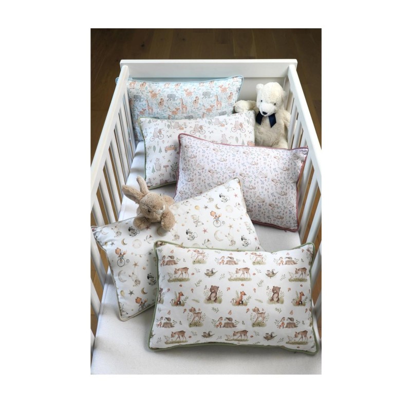 Coussin enfant – Les animaux et ses copains au cirque – 30 x 45 cm