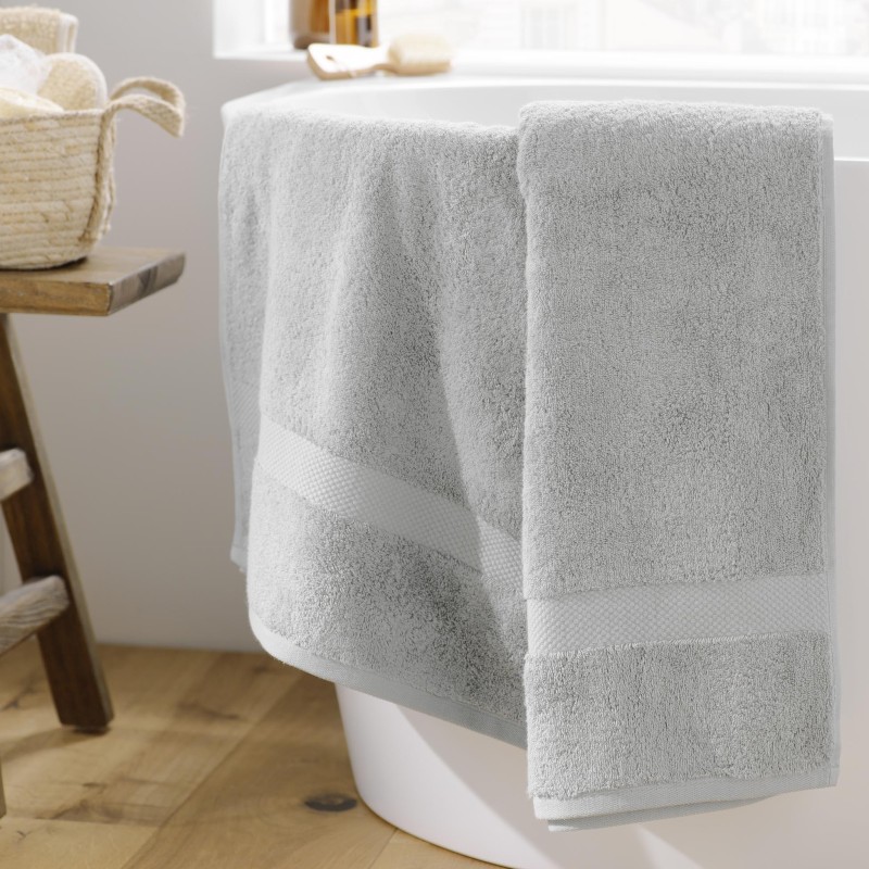 Serviette ou drap de bain 90 x 150 cm Elegante gris perle