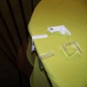 4 pinces transparentes pour nappe 4.6 x 4.3 cm