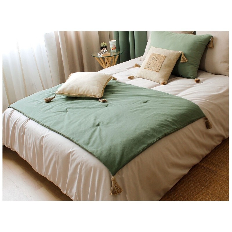 Édredon bout de lit en coton avec pompons Cocoon – Chic et douillet