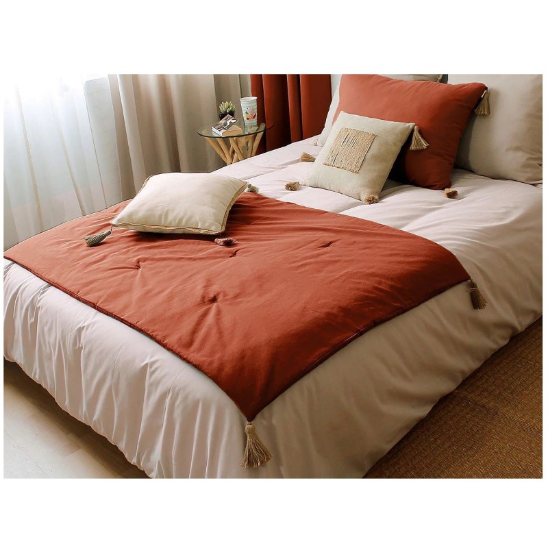 Édredon bout de lit en coton avec pompons Cocoon – Chic et douillet